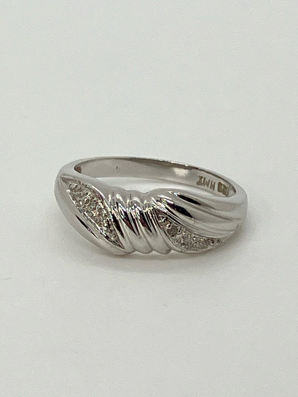 Vtg 925 Genuine Diamond Ribbon Swirl Textured Sterling Silver Ring